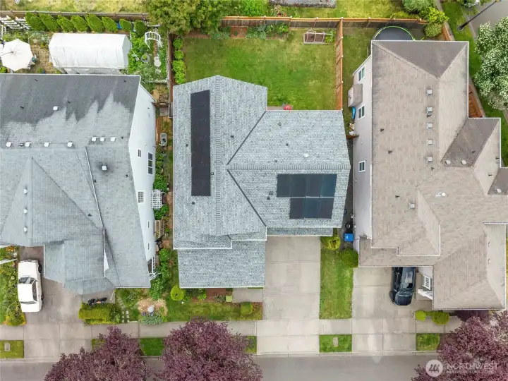 NEW ROOF | The work has been done here. Looks so amazing, yes?