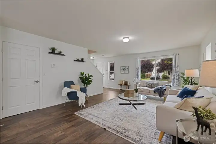 Another view including entry & a great look at those gorgeous floors!