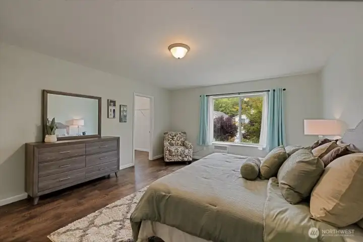 Looking towards the Walk-in Closet