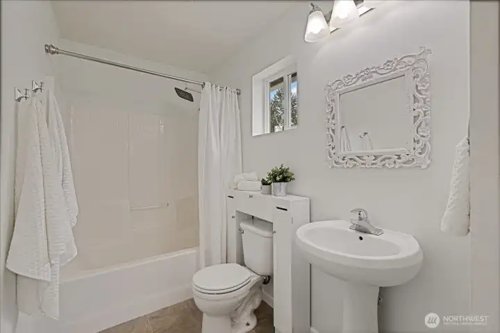 Primary Ensuite