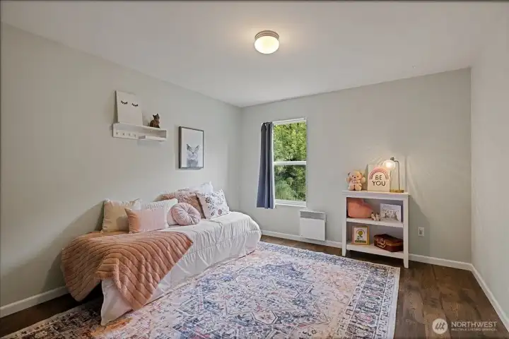 Very Spacious Bedroom #2