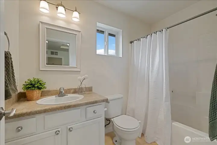 Upper level Main Bath