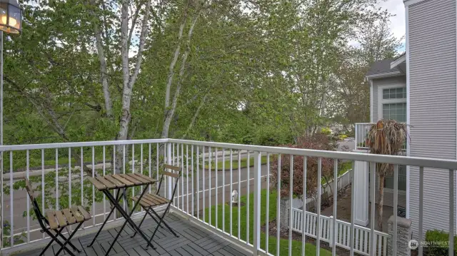 Private balcony to enjoy your surroundings or for entertaining.
