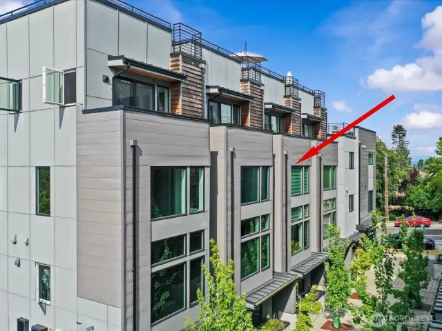 outside view of unit from the front