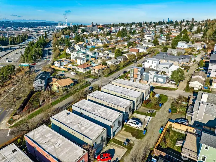 Super close proximity to I-5, downtown, VA hospital, Costco, airport…