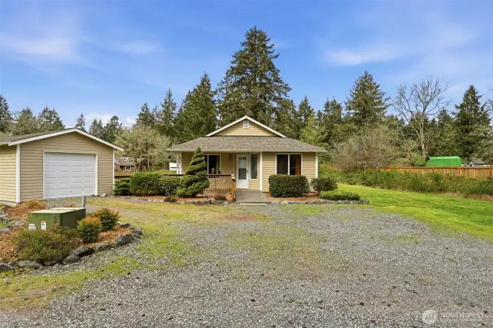 DADU Ready for Family, Guests, rental, or whatever you can imagine.