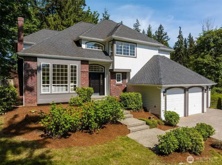 A little closer view of this Chaffe, quality-built home.