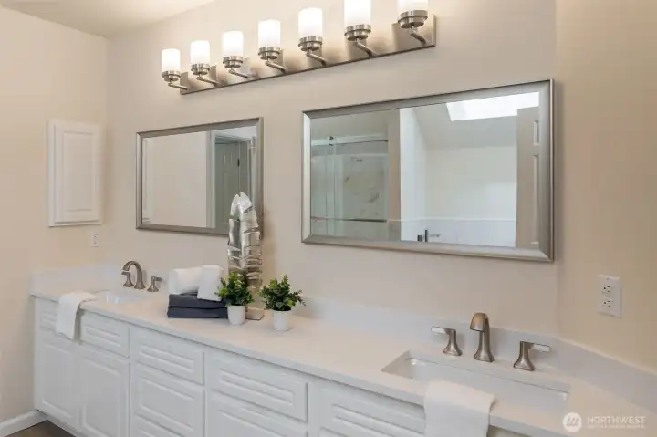 Another view of the dual vanity.