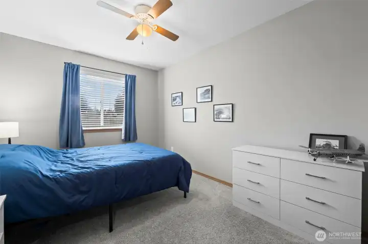 Second upstairs bedroom