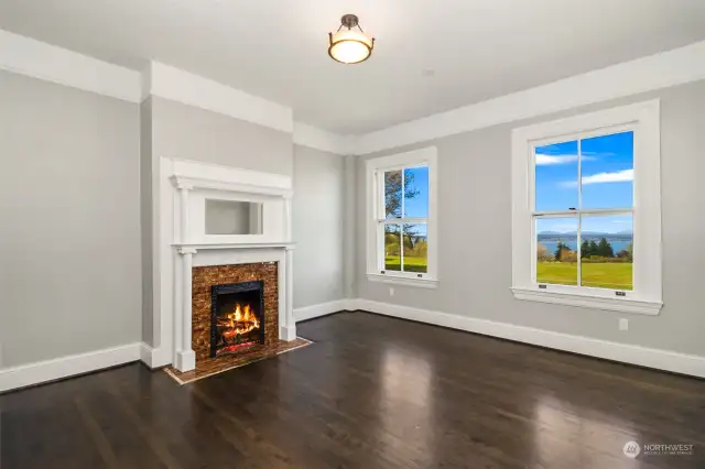 Livingroom with Fireplace.