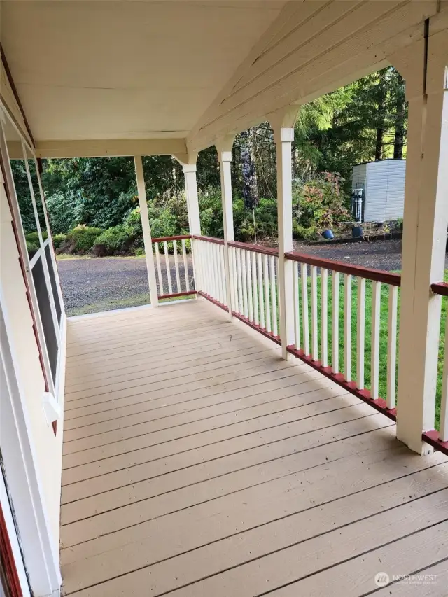 Front porch!
