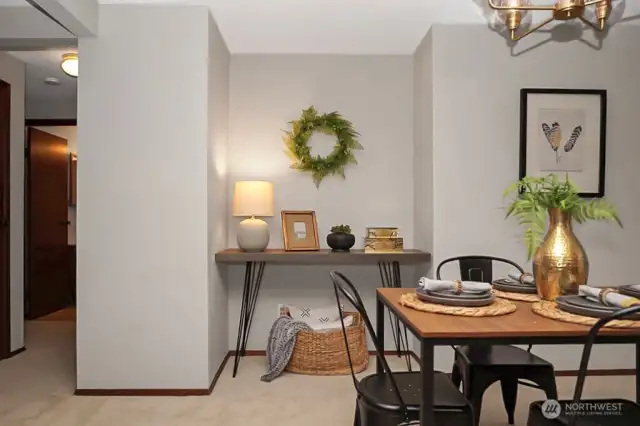 Dining area with decorative nook