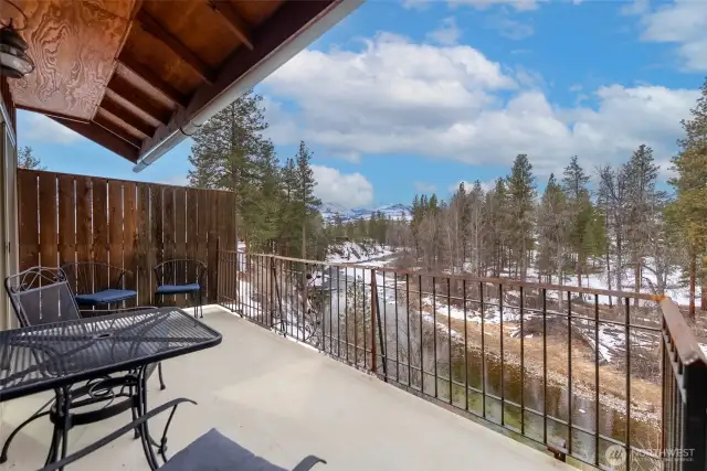 Connect with mountain & river views!