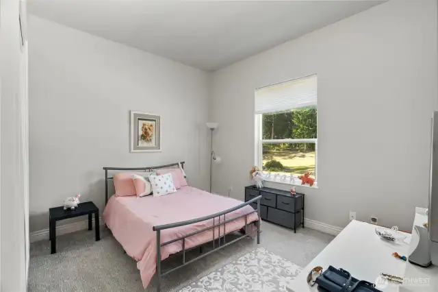 Guest bed