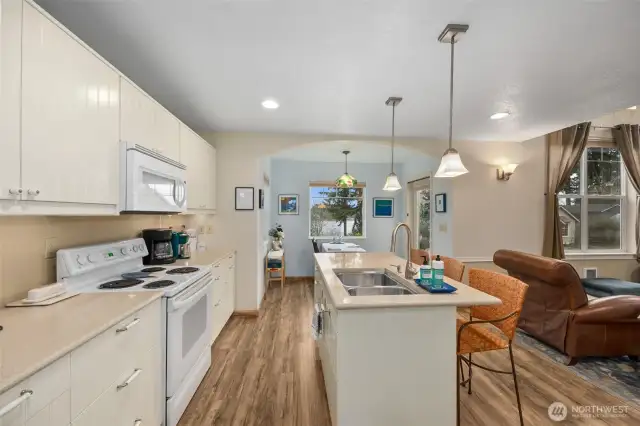 ADU - Open Concept Living/Kitchen