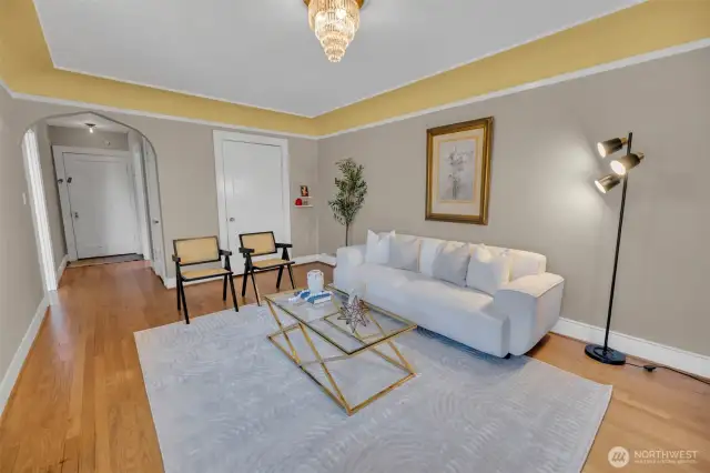Living room w/walk in closet for more storage