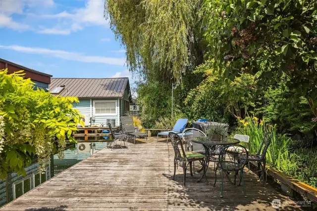 BBQ space on the dock!