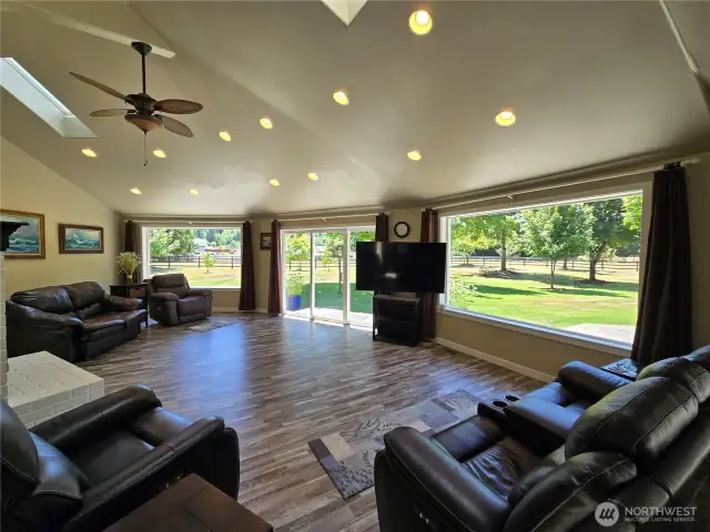 Open floor plan with great views of the back yard and back pastures.