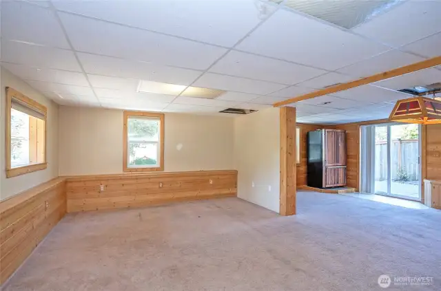 Entertainment Room