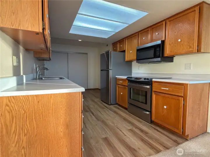 All appliances stay.