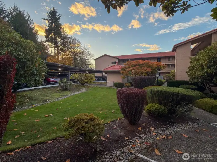 Beautifully maintained grounds.