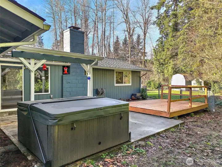 Hot tub is negociable