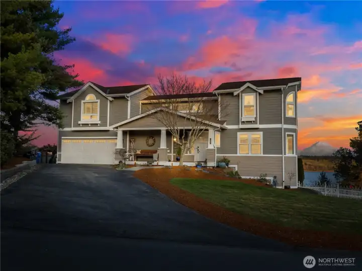 This home does not disappoint. It has so many great features and details.... and an amazing view to boot.