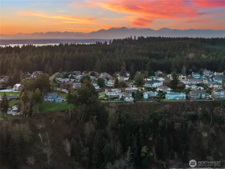 Beautiful Island and great community.