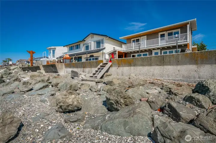 retaining wall private beach