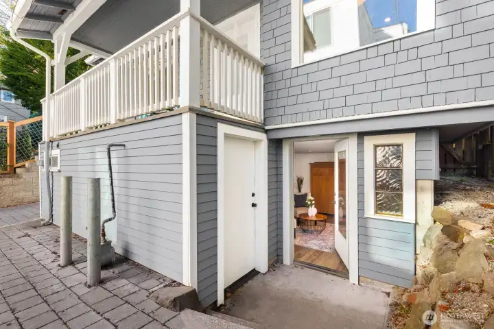 Back entry opens directly to the designated parking space. Back entry opens directly to the designated parking space.
