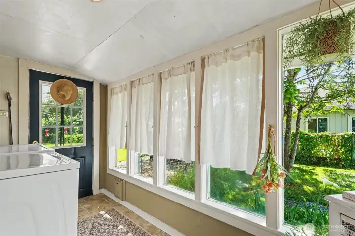 Lots of light and potential in this space. Lots of light and potential in this space.
