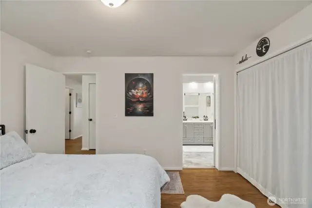 Primary, ensuite bath