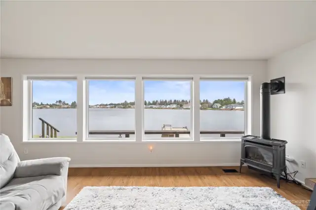 Windows in living area showcasing the lake