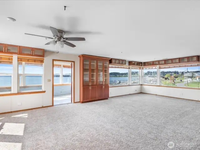 Large living room with views everywhere!