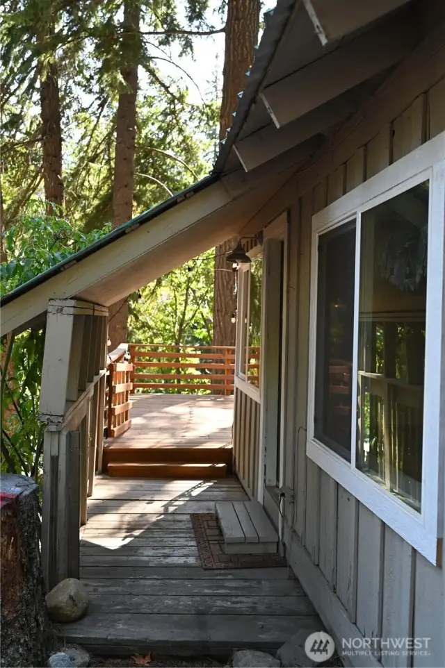 Side entry and deck entrance