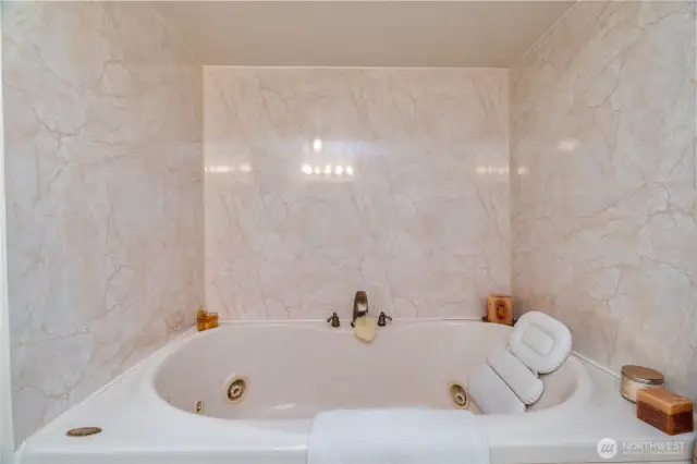 jetted tub