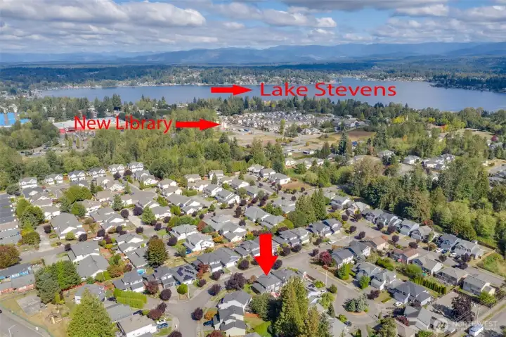 Walking distance to the Lake, Target & Brand New Library!