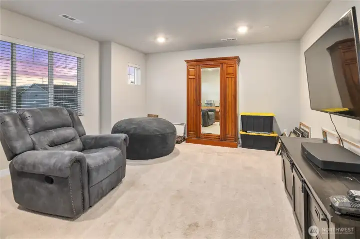 Large flex space upstairs