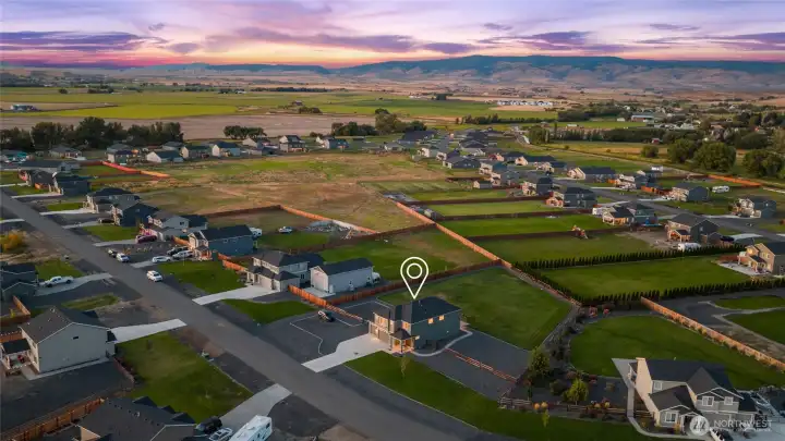 Close to Palouse to Cascades trail for walking/biking