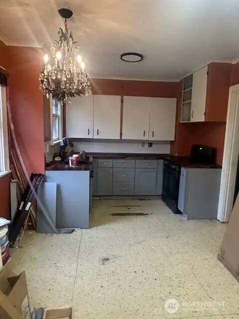 Kitchen, New cabinets and counter tops.