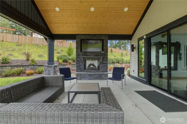 Outdoor fireplace at clubhouse.