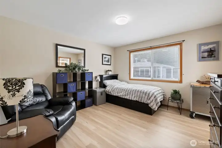2nd Primary bedroom with en-suite bath and walk in closet. This bedroom also has access to the pool area through the bathroom. Great floor plan!
