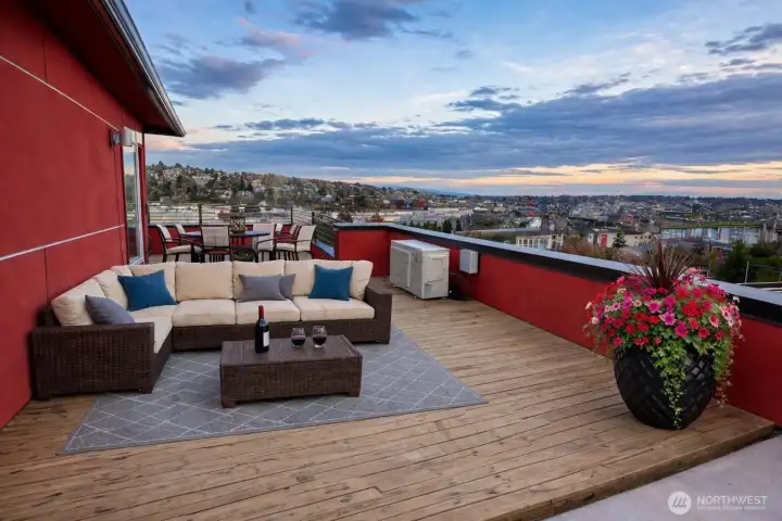 Rooftop deck with sweeping views: virtual staged