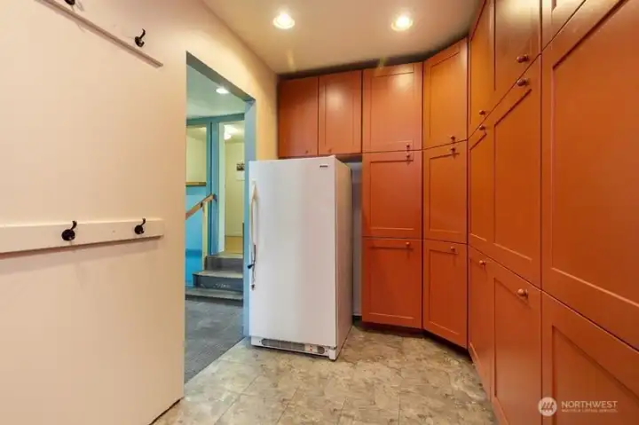 Locking freezer stays with home!