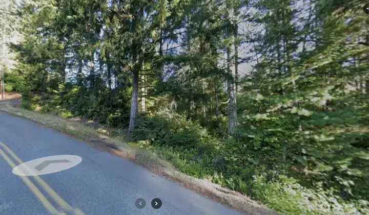 E Trails End Drive