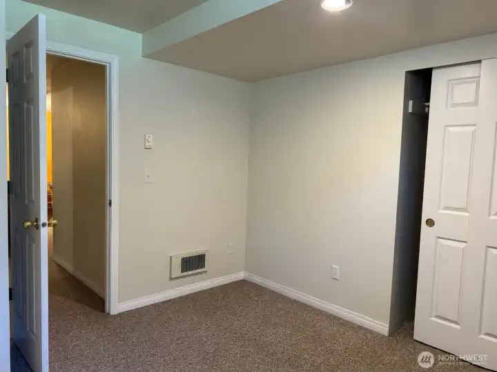 With the easy ability to make this bonus room lightproof, this would make a great little theatre room.