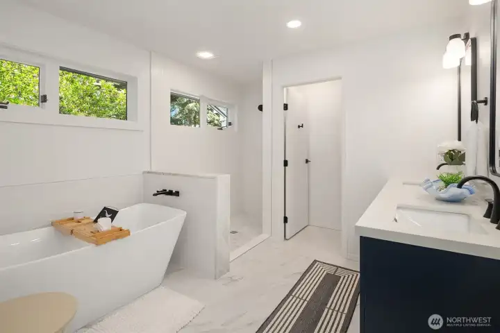 Brand New Primary Bathroom