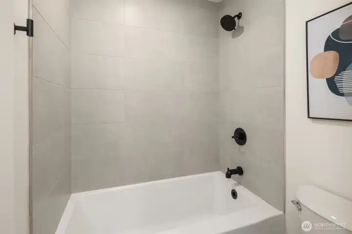 Lower Level Full Bath