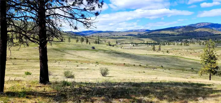 Such a peaceful setting with amazing views.