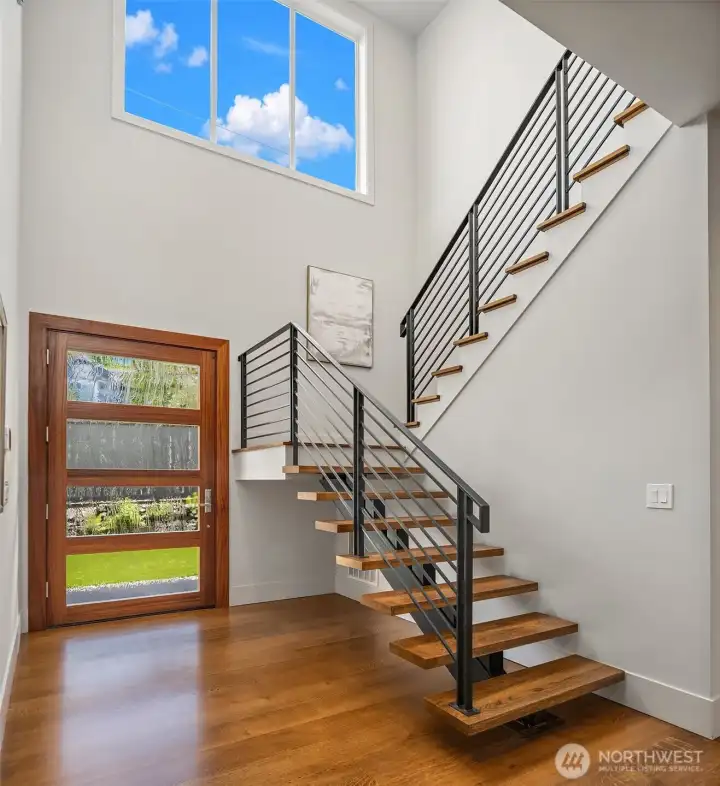 Dramatic entry way